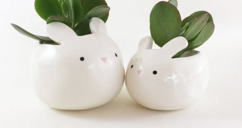 MinkyMooCeramics – Glazed clay bunny planters